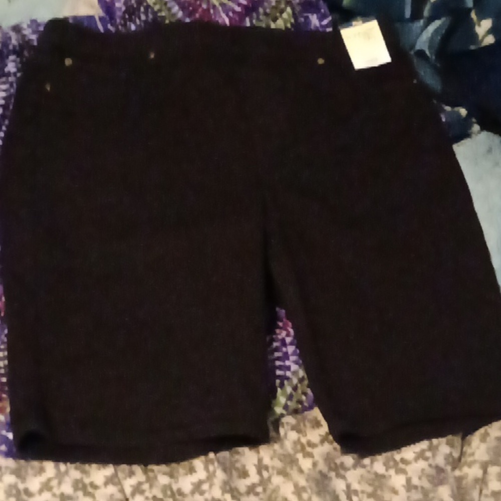 Women's plus size shorts